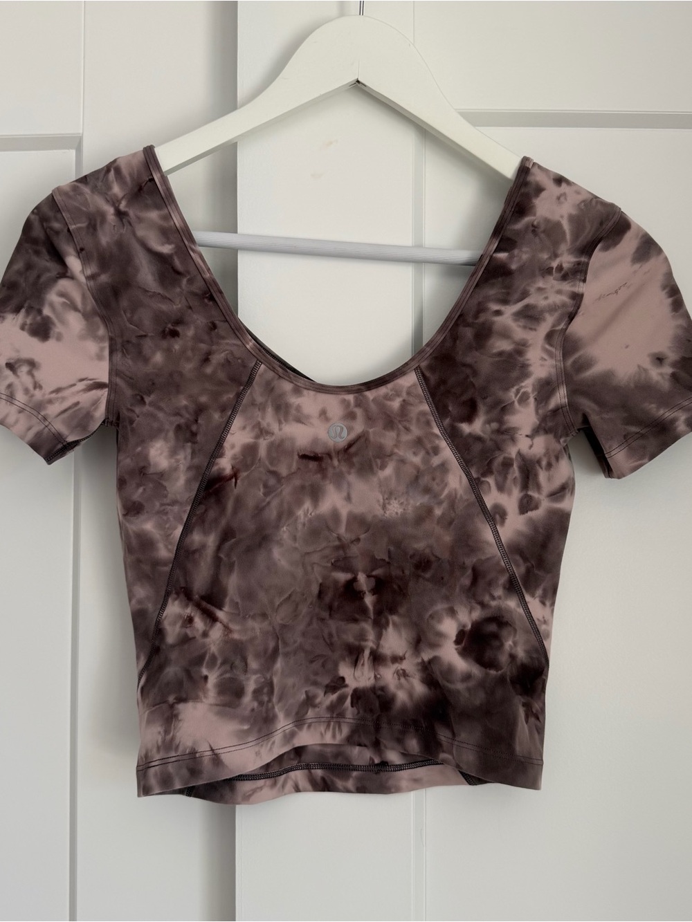 lululemon athletica Mauve Tie-Dye Scoop Crop Top